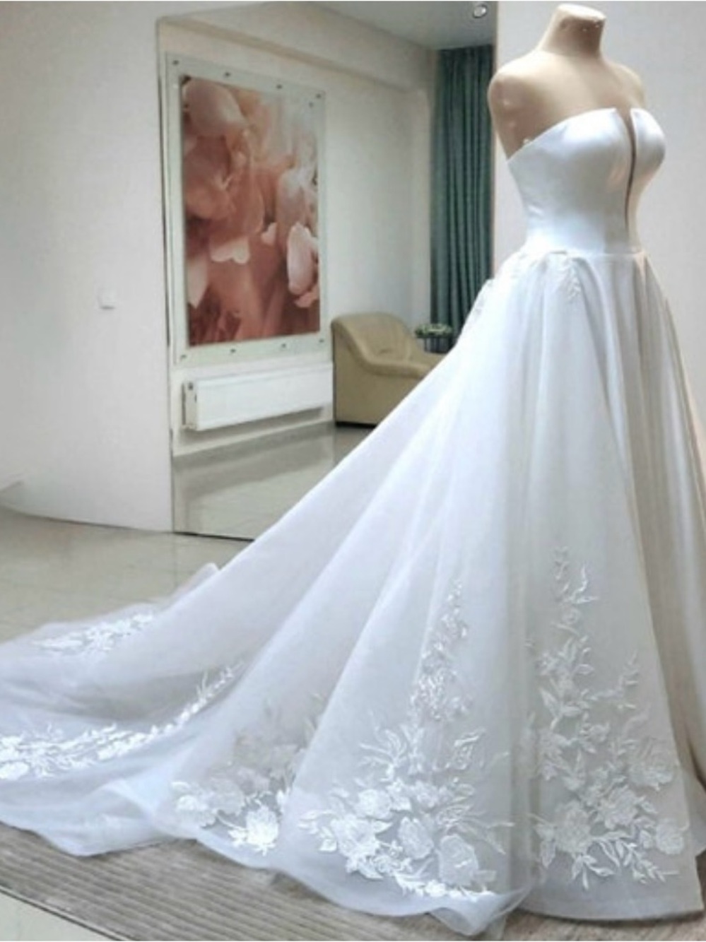 Detachable Tulle Wedding Train with Floral Lace Embroidery